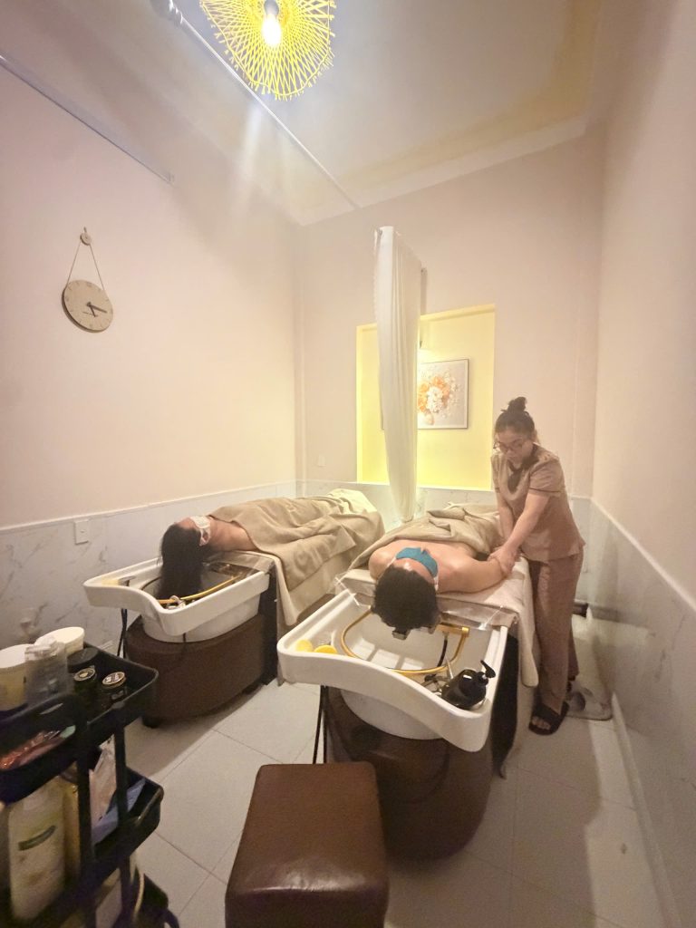 Gội Đầu Dưỡng Sinh Đà Nẵng Thư Giãn, Giảm Stress Hiệu Quả 8 Gội đầu dưỡng sinh phù hợp với nhiều đối tượng ở mọi độ tuổi.